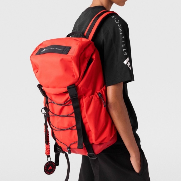nike - brasilia medium backpack GOODWILL Sniper Series 13 ft LE2024 Color:Chartreuse Threadfin Shad The padded front sleeve